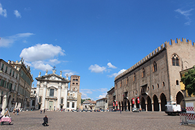 Mantova Piazza Sordello
