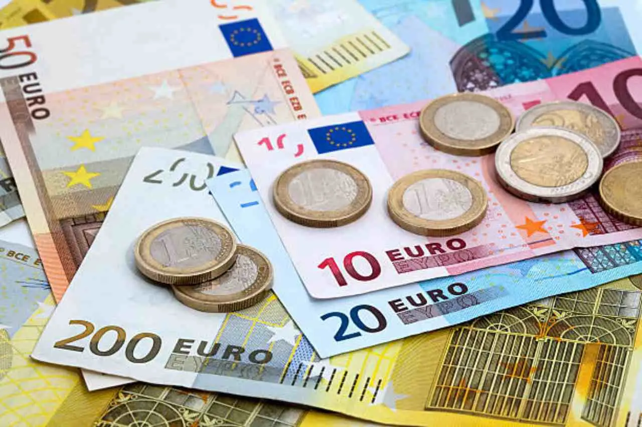 Quando salirà il valore dell’euro? Ecco le previsioni degli esperti per i prossimi mesi