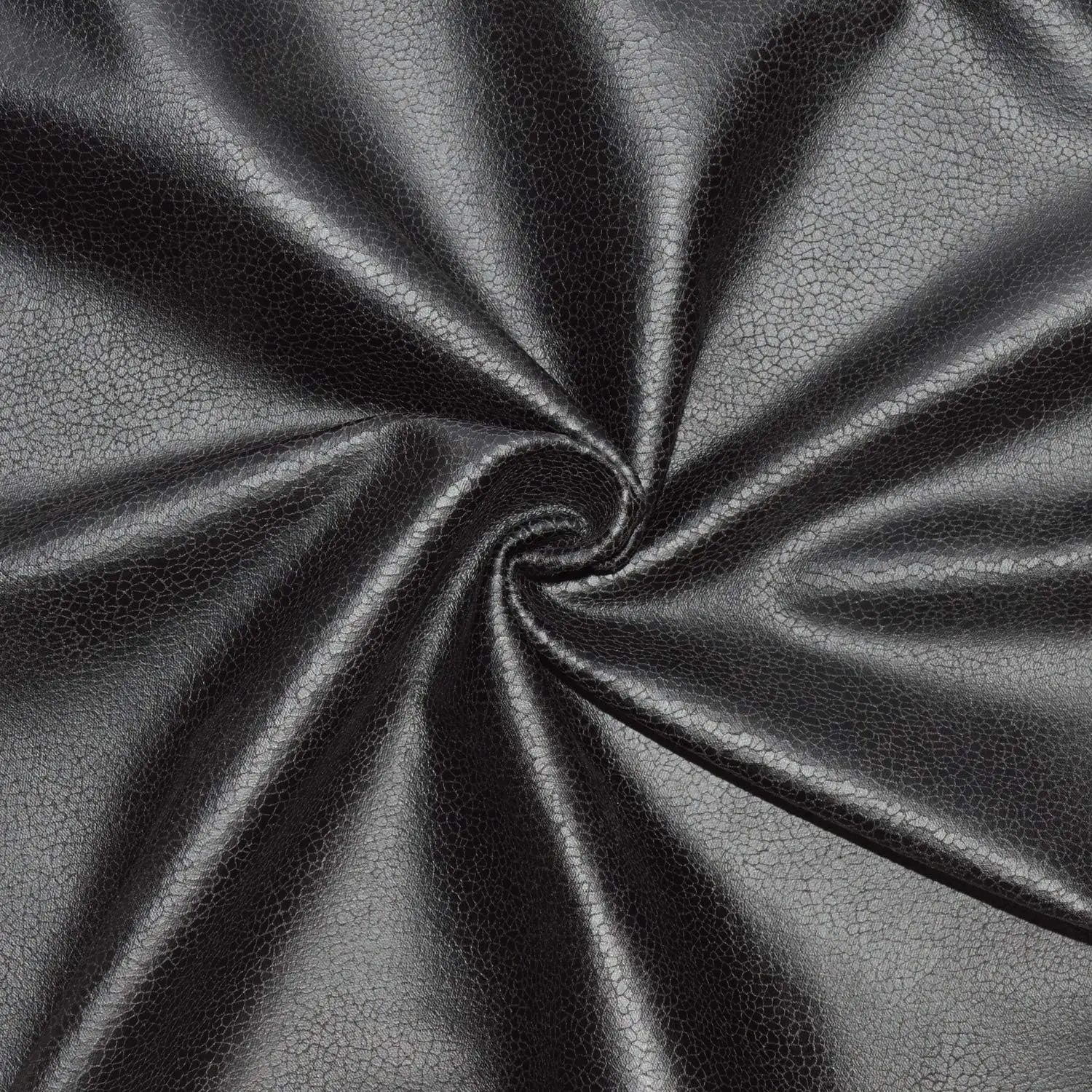 Pelle sintetica: ecco cosa ti stanno vendendo davvero sotto questa etichetta