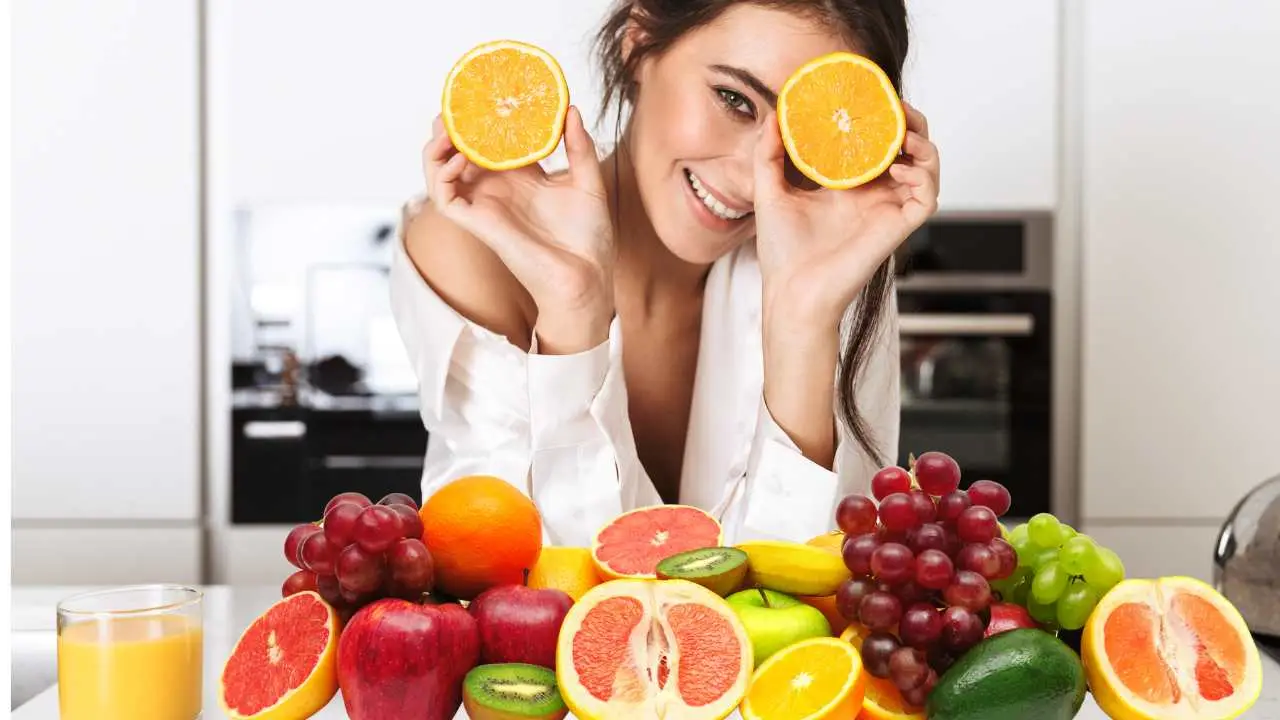 Frutta e dieta: ecco quali sono i frutti con più carboidrati che dovresti limitare